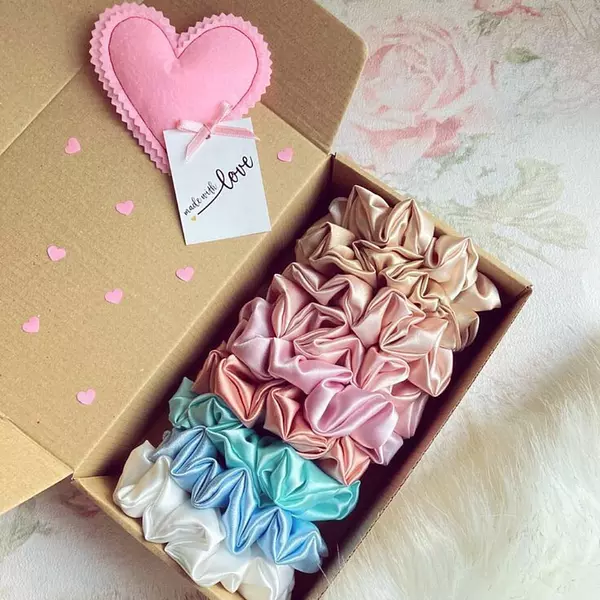 Scrunchies -Moñas-Bambas ,(Paquete Por 3)
